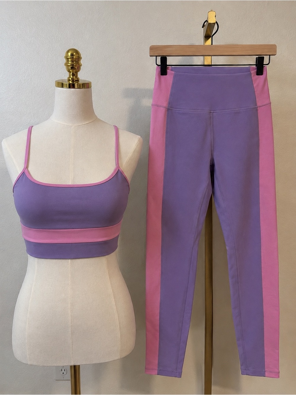 WILO Lavender Pink Activewear Set Sports Bra Leggings